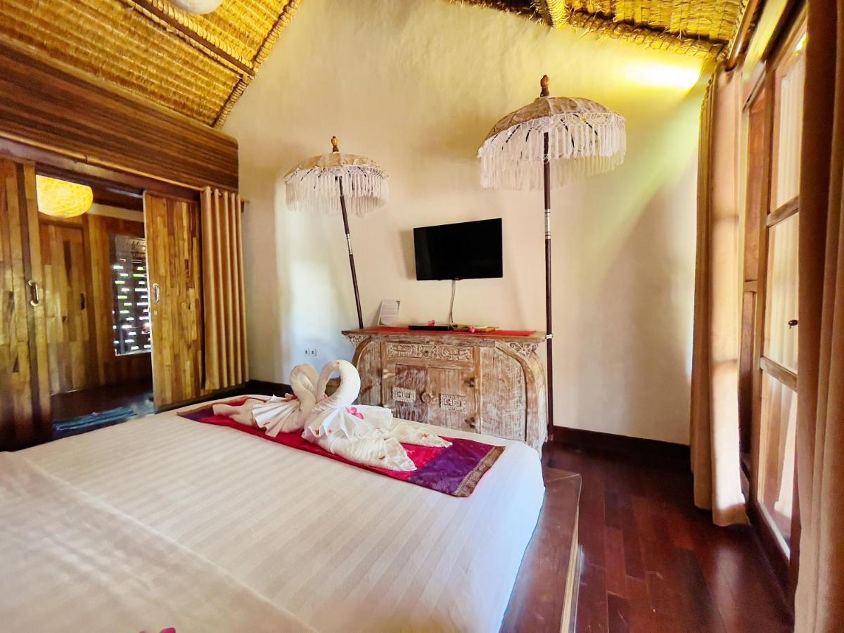 Samba Beachfront View Resort Gili Trawangan