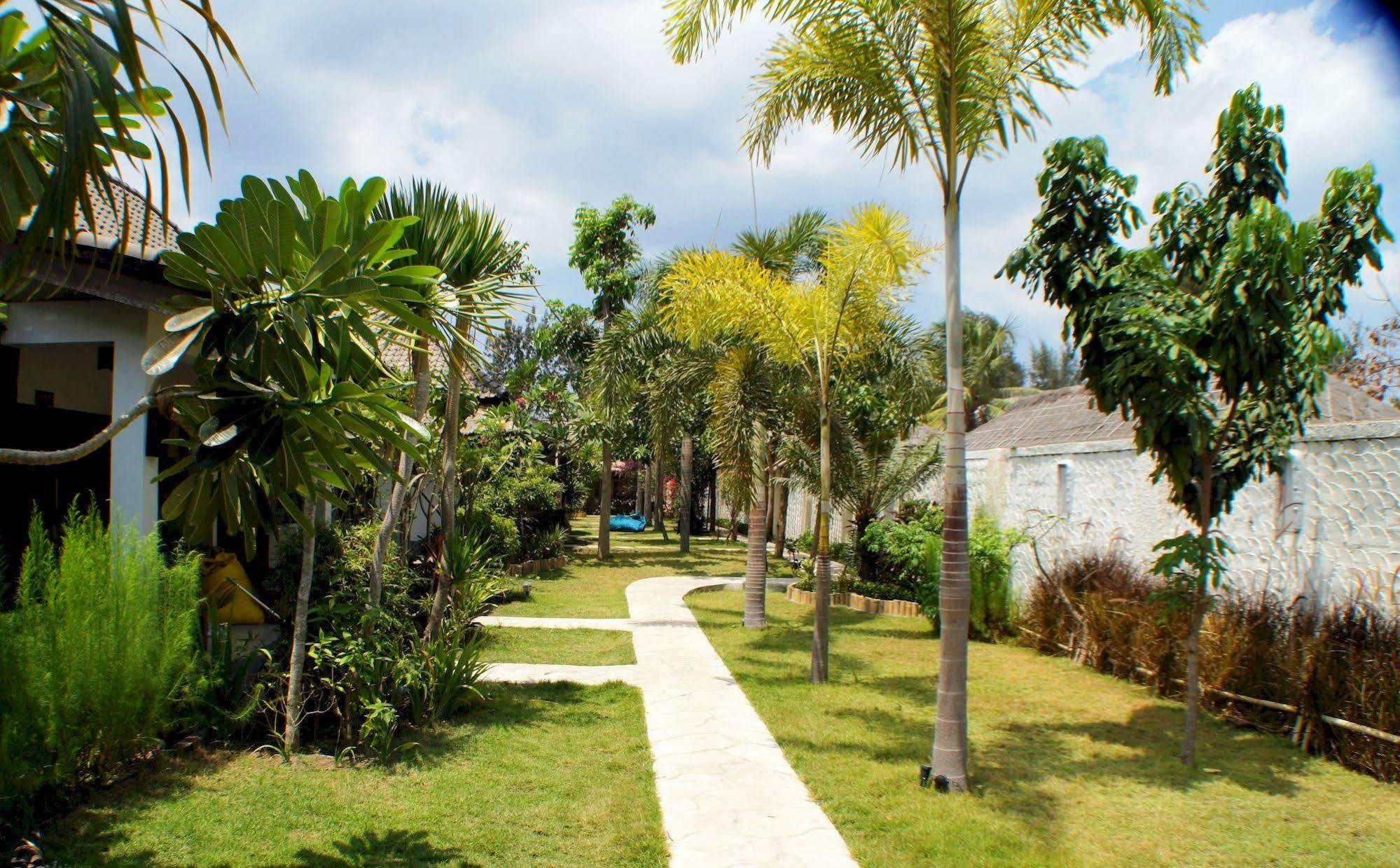 Samba Beachfront View Resort Gili Trawangan